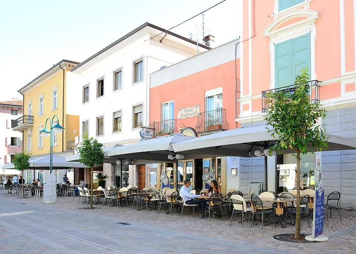 Hotel Vittoria Riva del Garda